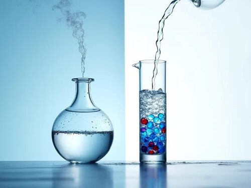 최신 회사 블로그 실험실 물 가이드: 증류수 대 탈이온수 차이점