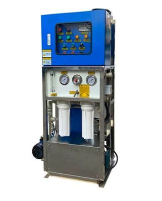 Harga bagus Peralatan Desalinasi Air Laut 3 Ton/Hari Untuk Kapal Dan Pulau Mesin Desalinasi Air Laut Reverse Osmosis on line