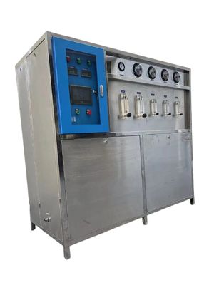 Sistema automático de desalinización por ósmosis inversa en contenedores que produce 24 T/h de agua