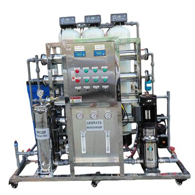 Sistema de tratamiento de agua por ósmosis inversa de 1000L Productividad del agua de 1000L/h