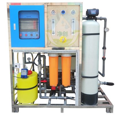 Dispositivo totalmente automático de desalinización de agua de mar con una producción diaria de agua de 15 toneladas