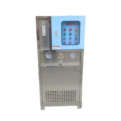 Prezzo buono 3 tonnellate attrezzature di desalinizzazione dell'acqua di mare depuratore dell'acqua di mare attrezzature marine in linea