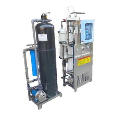 Sistema de purificación y filtración de agua de mar de nave comercial
